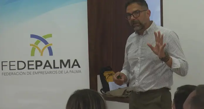 José Miguel González: "Los sectores motores de la Isla siguen siendo el turismo, comercio y la propia administración pública". RTVC