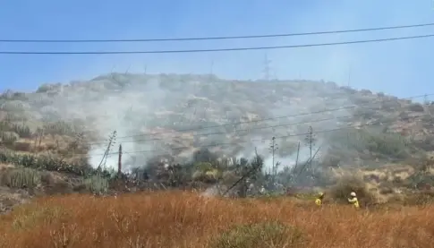 Un conato de incendio de rastrojos moviliza a los servicios de emergencia en Valle Tabares, La Laguna
