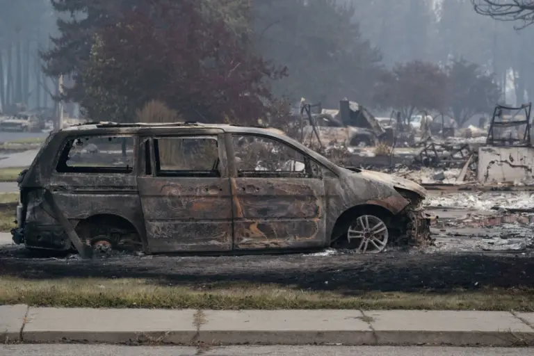 Los fuegos sin control en Washington obligan a evacuar a 65.000 personas