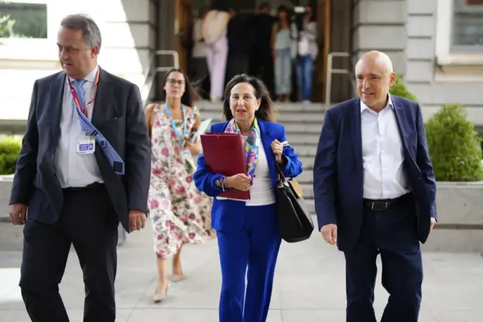 La ministra de Defensa, Margarita Robles, comparece en el Congreso para explicar la situación de Ceuta. Imagen EFE