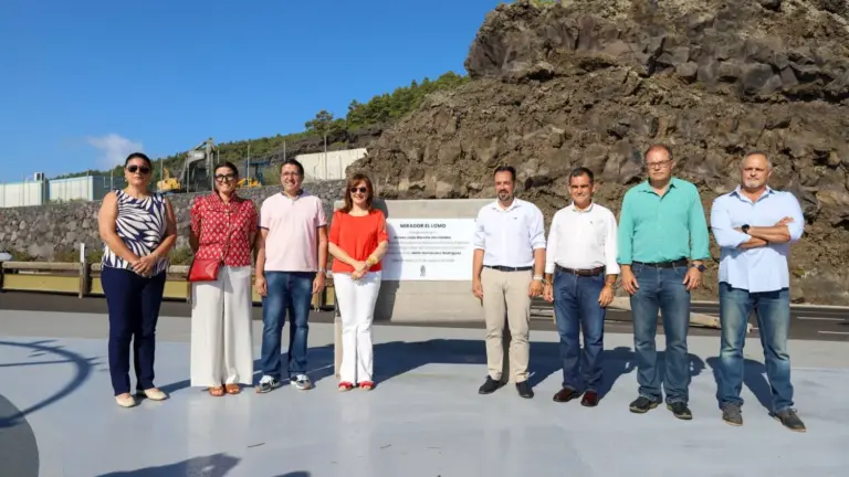 Mazo inaugura el renovado Mirador del Lomo tras una inversión de 124.000 euros
