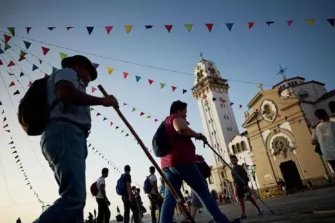 Agua, protección solar y evitar las horas de más calor, claves para las peregrinaciones a Candelaria