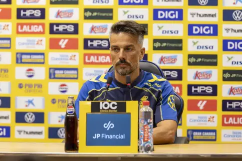 De la Barrera espera «la mejor versión posible» de la UD La Palmas en el primer partido de competición