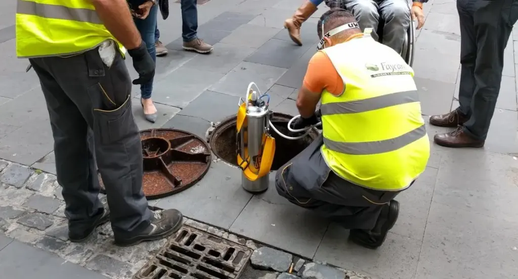Santa Cruz continúa con el servicio semanal de control integral de plagas en los barrios