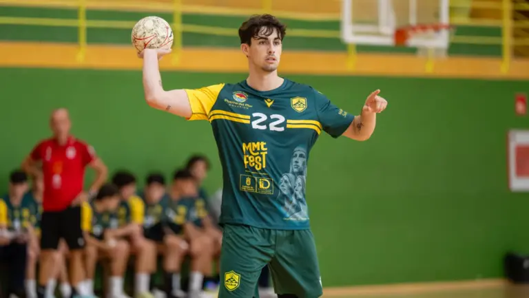 El Balonmano Gáldar Gran Canaria afronta ante el Balonmano Tacoronte su último test antes del inicio liguero