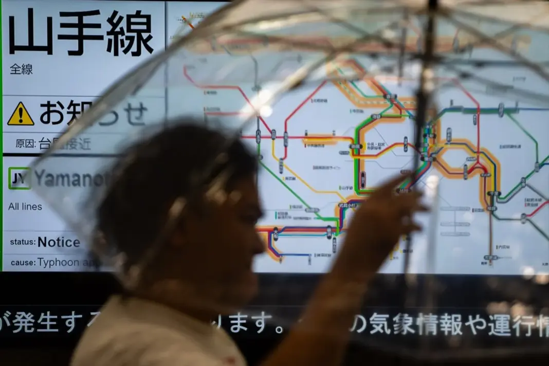 Archivo - Tifón causa alteraciones en la red de trasnportes en Tokio, Japón (archivo) - Zhang Xiaoyu / Xinhua News / Europa Press