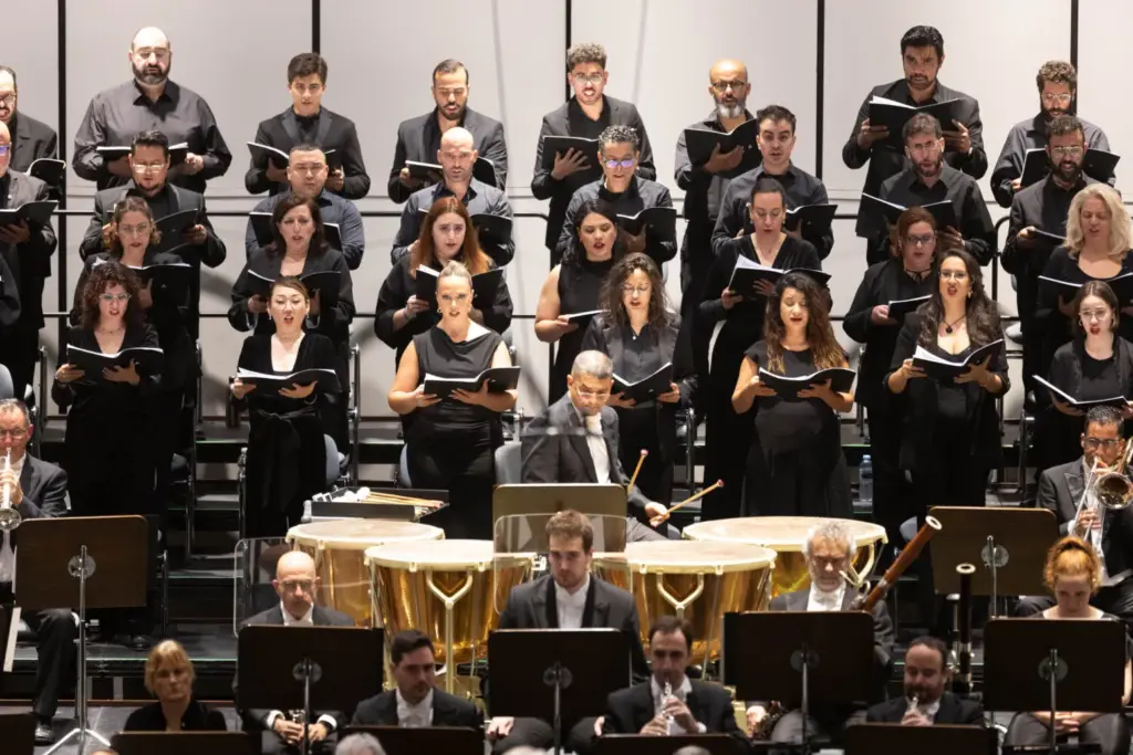 La Sinfónica de Tenerife abre su nueva temporada con la «Resurrección» de Mahler