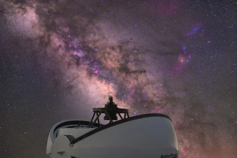Un estudio del IAC desvela que las galaxias pueden crecer de forma «explosiva»