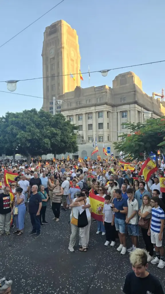 Manifestación de apoyo a Ceuta en Santa Cruz de Tenerife. Jorge Lozano