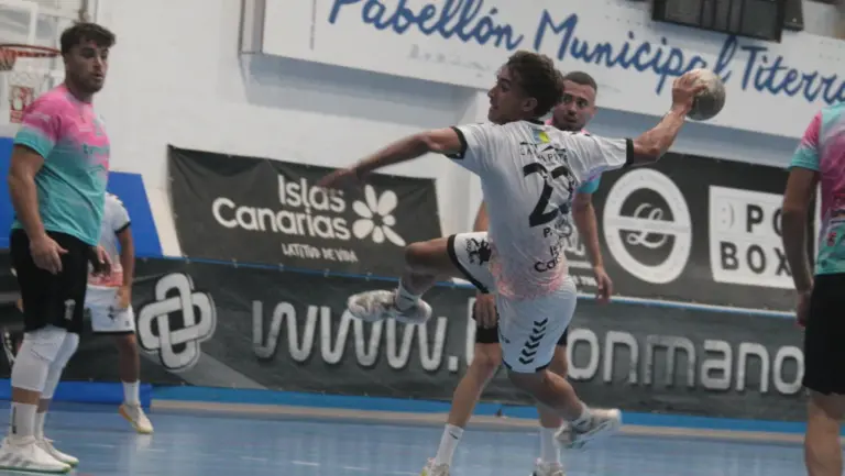 Trabajado triunfo del Balonmano Lanzarote Ciudad de Arrecife ante el Ciudad de Tacoronte