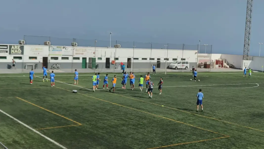 El San Bartolomé CF se impone al Estrella CF
