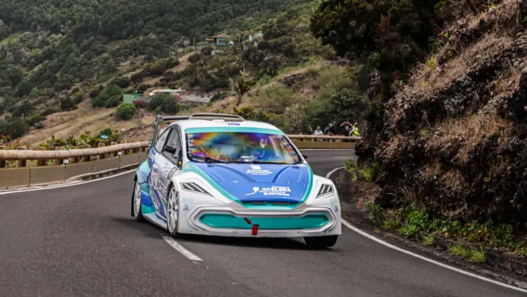 Hito histórico en el podio de la Subida La Cumbre-El Hierro