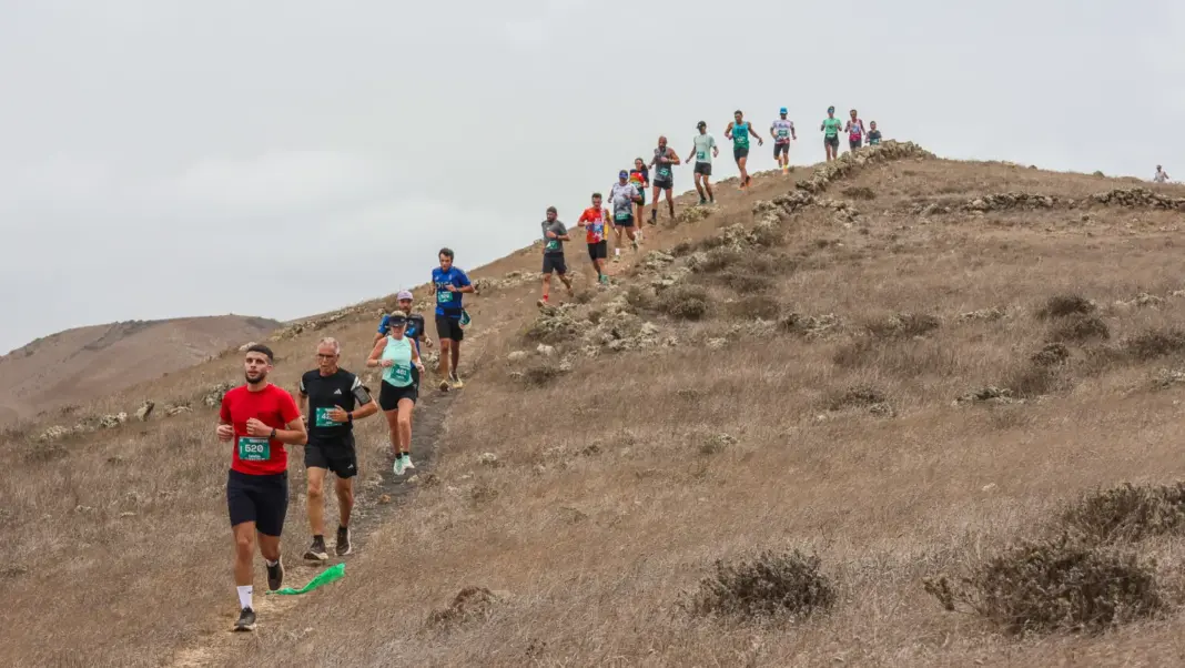 David Cruz y Claudia Mola se coronan en la prueba reina de la Tinajo Youtrail