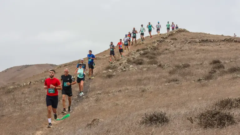 David Cruz y Claudia Mola se coronan en la prueba reina de la Tinajo Youtrail