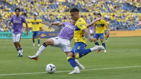 1-2 | El Burgos CF remonta a la UD Las Palmas
