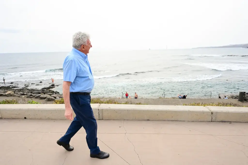 Las piscinas naturales de La Laja reabren hoy al público tras los trabajos de dragado y la retirada de 830 m3 de arena