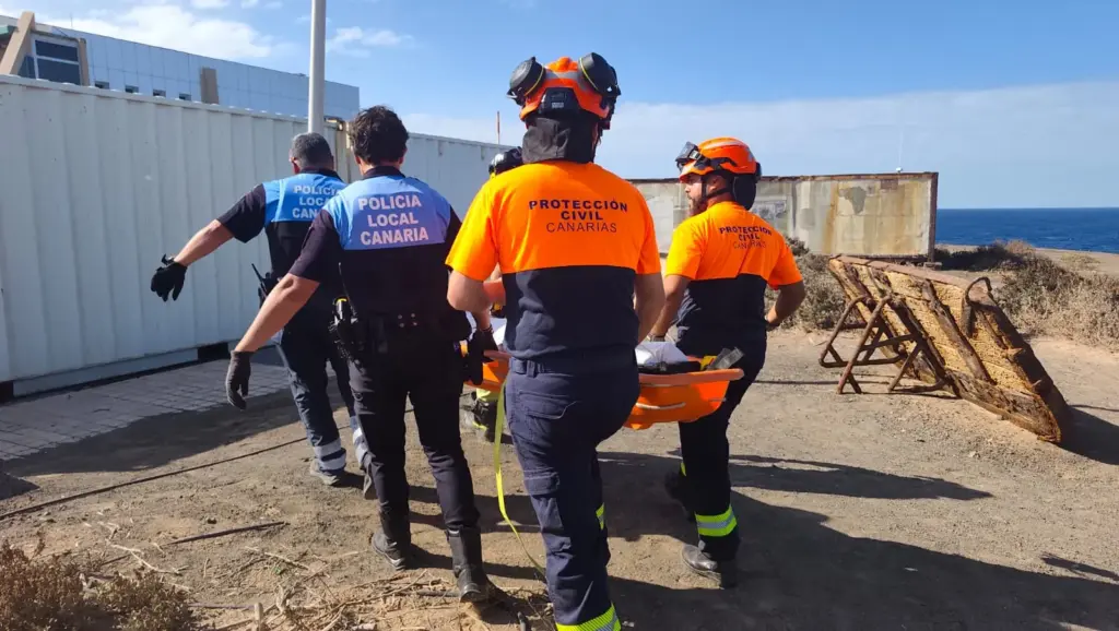 Hallan muerto a un hombre de unos 50 años tras un dispositivo de búsqueda en Taliarte