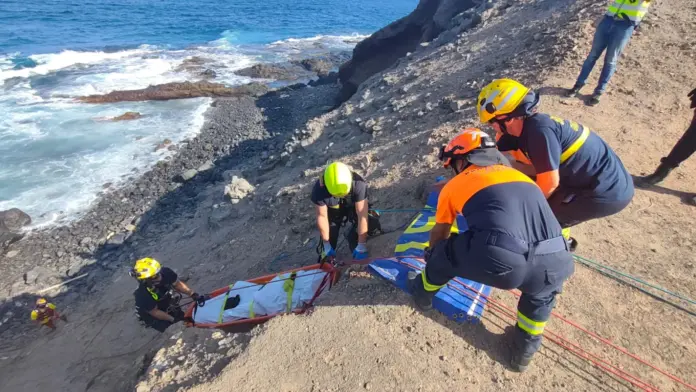Hallan muerto a un hombre de unos 50 años tras un dispositivo de búsqueda en Taliarte