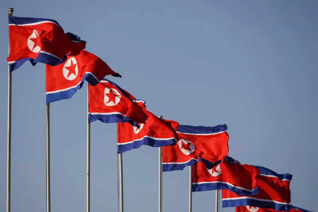 Archivo - Banderas de Corea del Norte- Stanislav Varivoda / Zuma Press / Europa Press