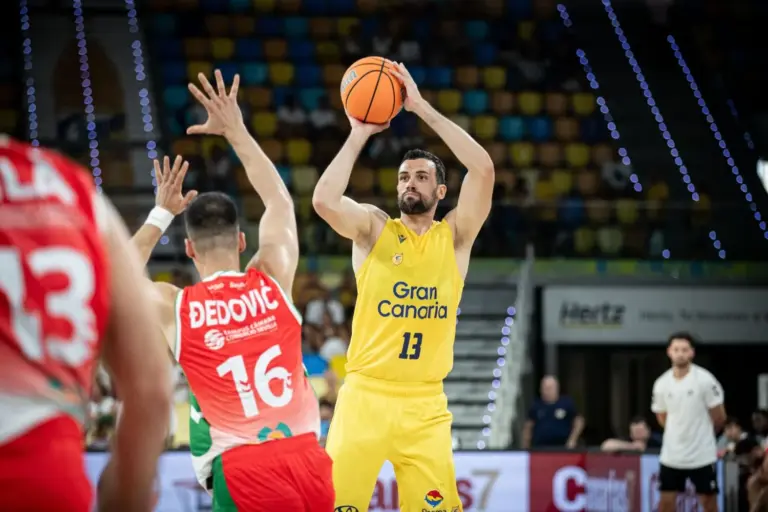 81-68 | El CB Gran Canaria brilla en su presentación frente al Caja 87