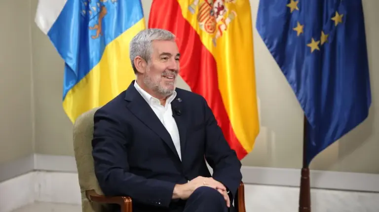 Televisión Canaria entrevista a Fernando Clavijo en el arranque del curso político