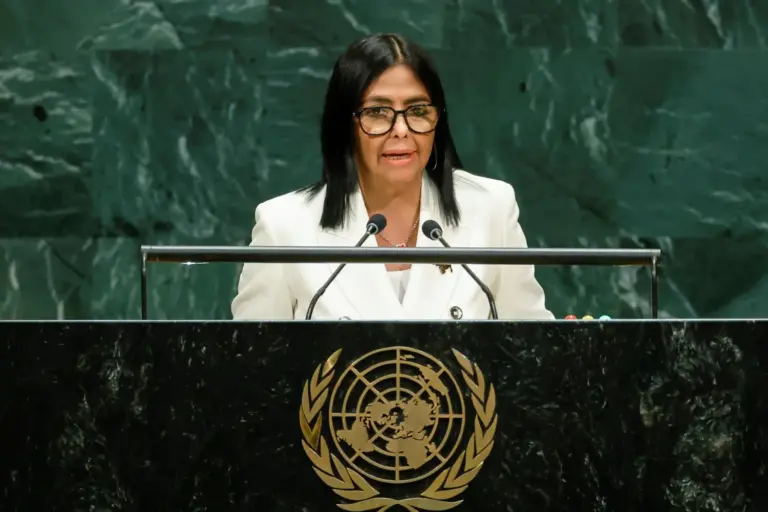 Delcy Rodríguez promete ante la ONU comicios en Venezuela «en igualdad de condiciones»