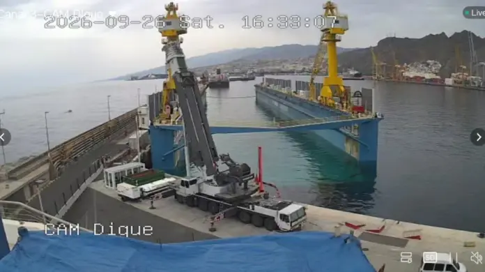 Tenerife Shipyards completa la inmersión de su nuevo dique seco