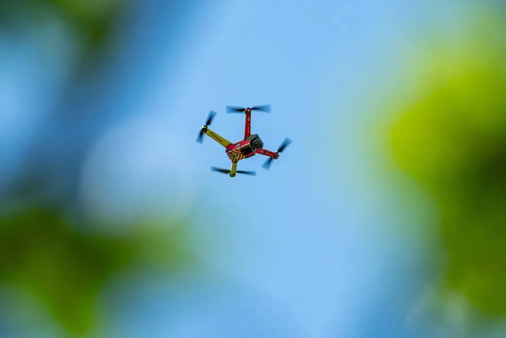 Canarias elabora un manual de buenas prácticas para el uso de drones en espacios naturales