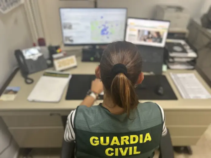 Investigan a 11 personas por estafas con falsos alquileres vacacionales en Tenerife y Salamanca