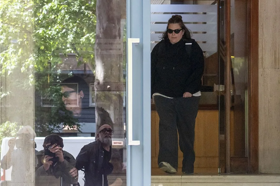 El juez cita como investigadas a las hijas de Zapatero por el caso Plus Ultra