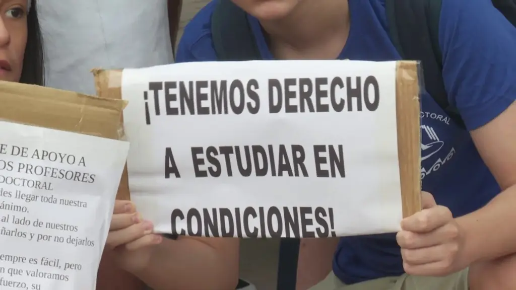La comunidad educativa del IES El Doctoral denuncia la situación que viven en el centro con los episodios de calor. Imagen RTVC