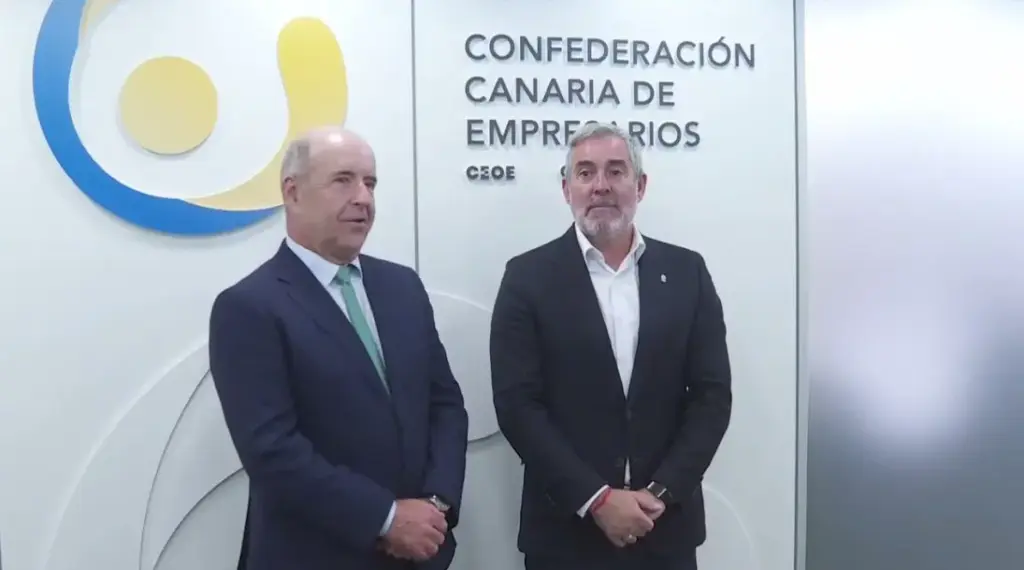 El presidente de Canarias se reúne con el nuevo comité ejecutivo de la Confederación Canaria de Empresarios