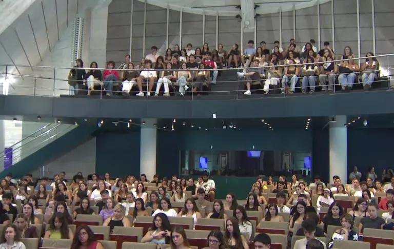 La ULL recibe a cerca de 4.000 nuevos estudiantes con su festival de bienvenida