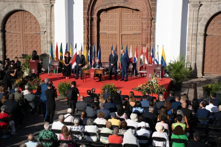 Las Jornadas Colombinas de La Gomera reivindican el valor de la memoria para proteger la democracia