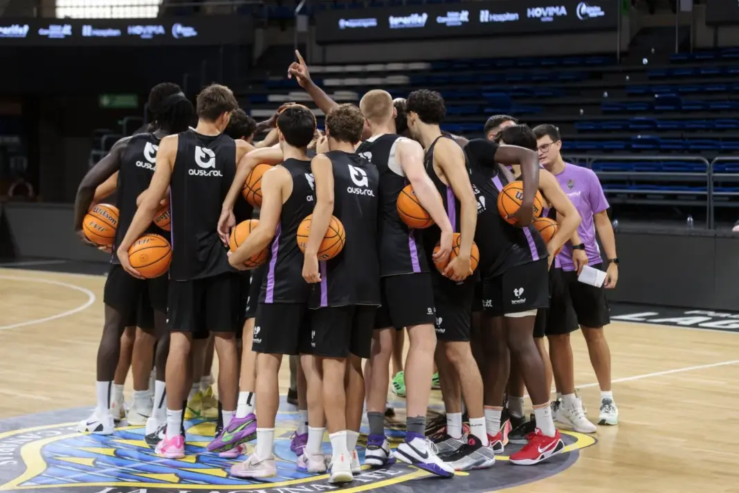 Televisión Canaria emite el último test de pretemporada de La Laguna Tenerife ante el Surne Bilbao Basket