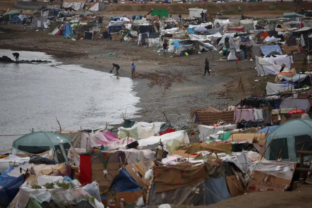 Playa del Trampolín, Ceuta. Imagen Reuters