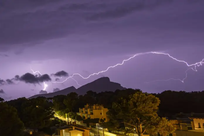 Las tormentas que han afectado esta madrugada a Baleares han dejado registros importantes de precipitaciones