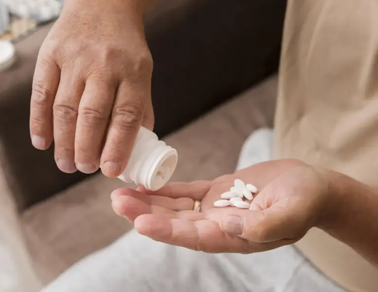 Sanidad prohíbe una veintena de adelgazantes por contener una sustancia no autorizada