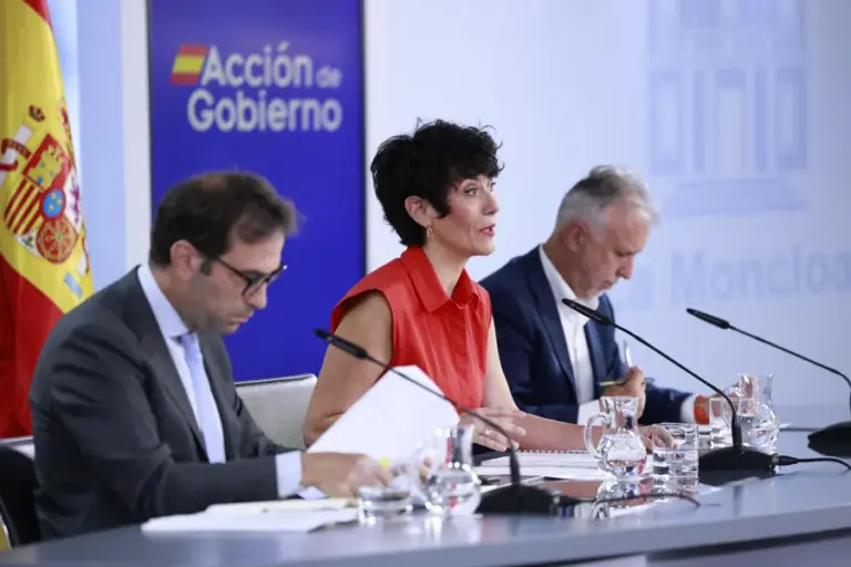 El Consejo de Ministros prevé este martes aprobar el ‘Decreto Canarias’
