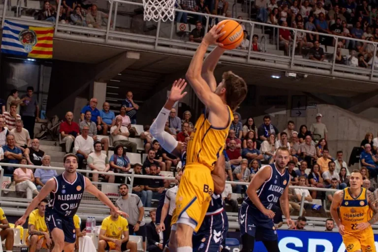 84 – 74 | El Cajasiete Gran Canaria cae en la pista de HLA Alicante