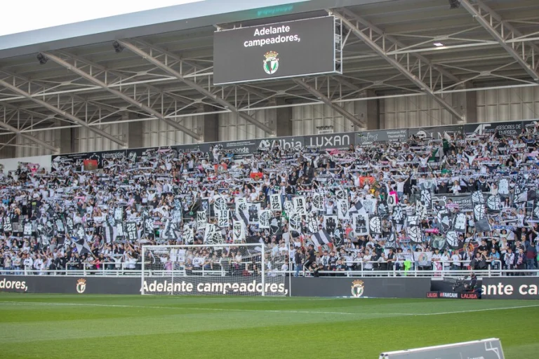 Burgos CF vs CE Sabadell: horario, alineaciones y minuto a minuto | LaLiga Hypermotion 26-27