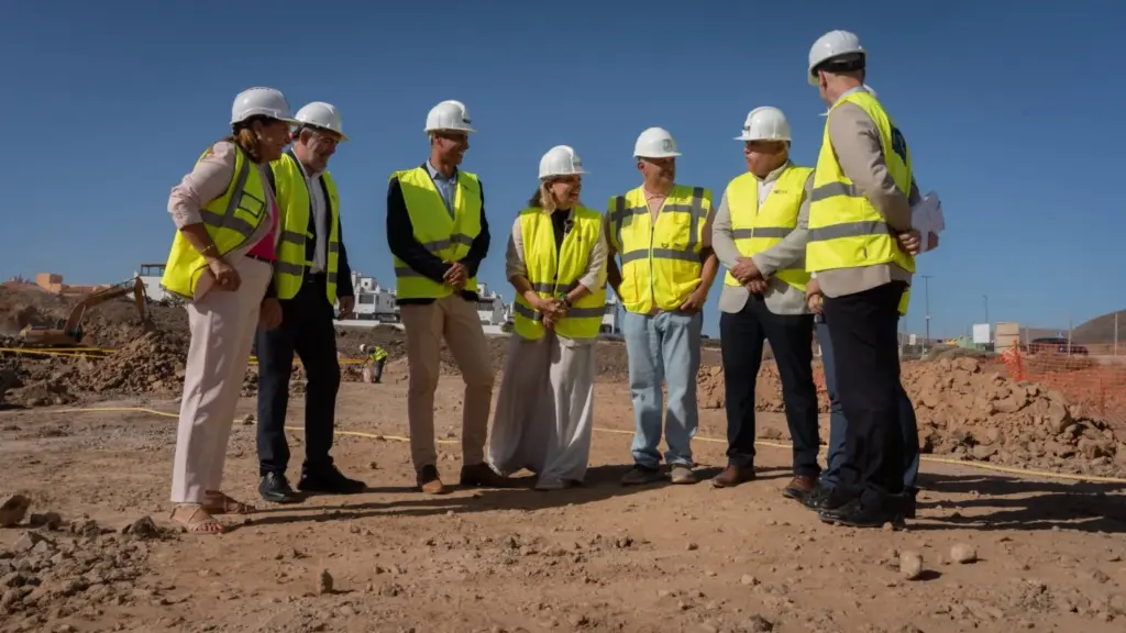 Clavijo pone primera piedra del Centro de Salud Corralejo II con inversión de 9,9 millones