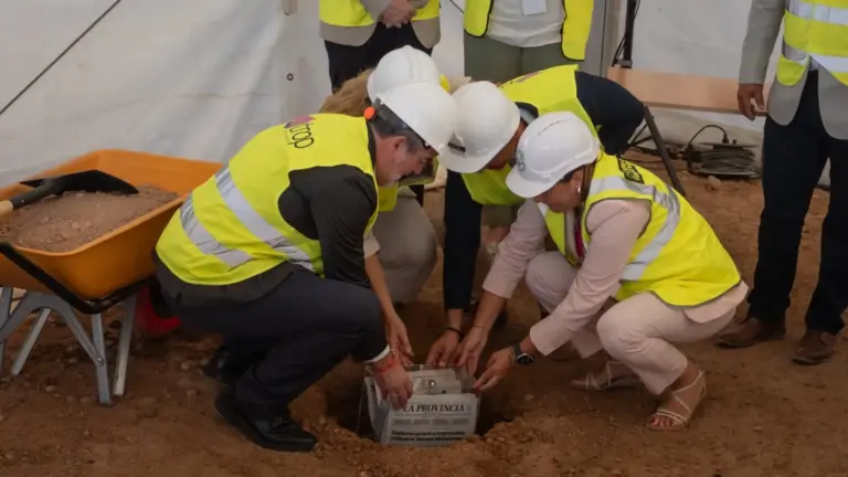 Colocada la primera piedra del Centro de Salud Corralejo II
