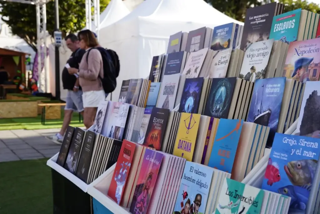 La Feria del Libro de La Laguna abre sus puertas con más de 200 actividades y 50 expositores