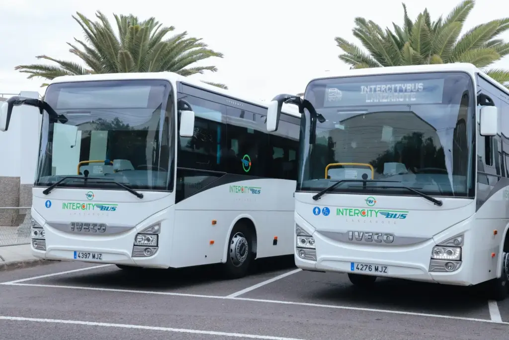 El Cabildo de Lanzarote sanciona con 4.000 euros a dos viajeros por incumplir el Reglamento de Transporte Regular Interurbano