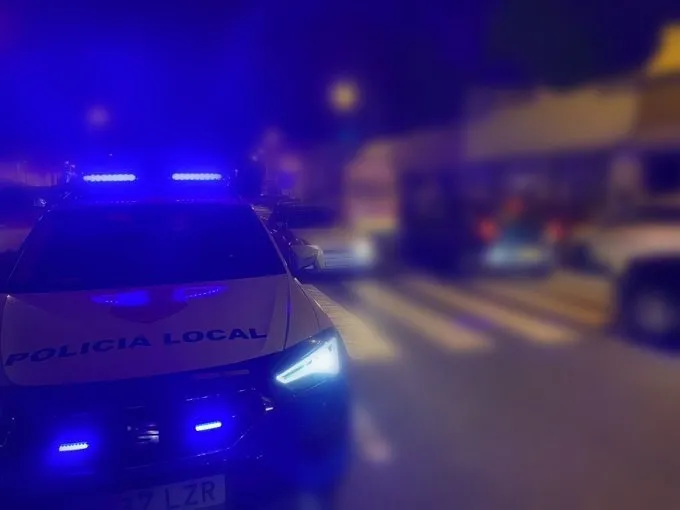 Investigan a un joven por el asalto a la joyería en Las Arenas tras detenerlo por robo