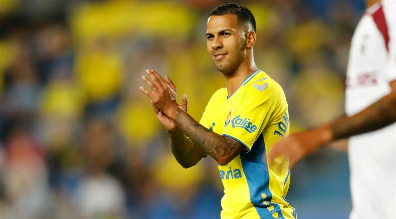 Jonathan Viera se despide del fútbol a los 37 años tras una carrera destacada