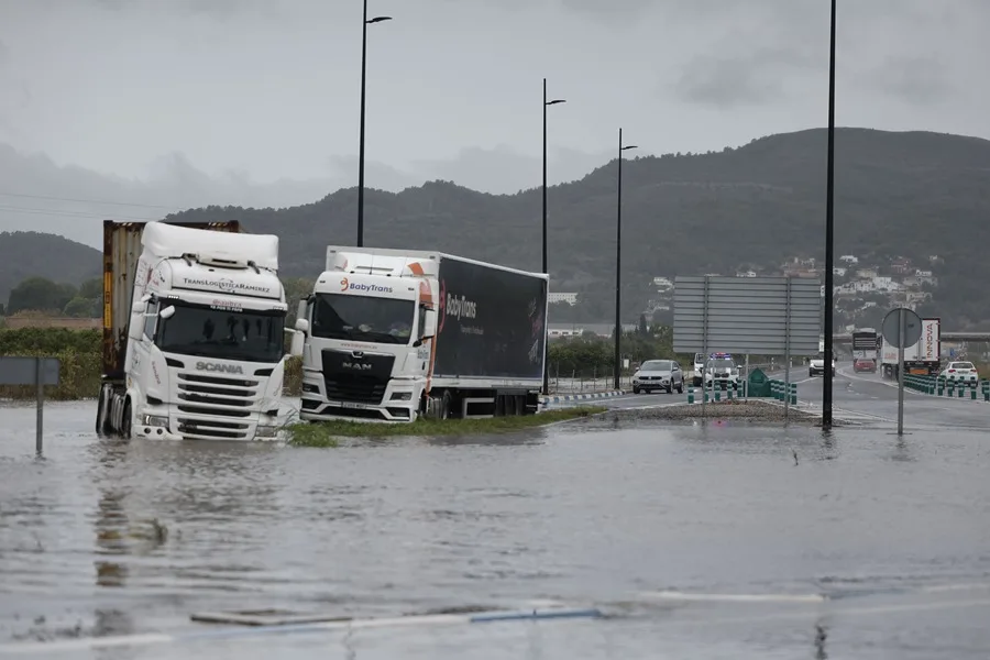 La Generalitat Valenciana levanta los confinamientos por la dana y se desmoviliza la UME