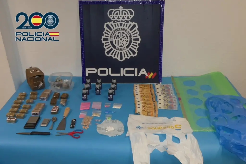Material intervenido durante la operación antidroga. Policía Nacional
