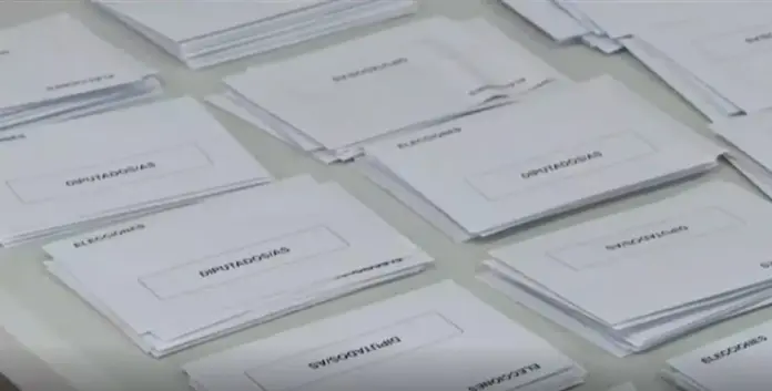 Los partidos aceleran la precampaña a poco más de 40 días de las elecciones